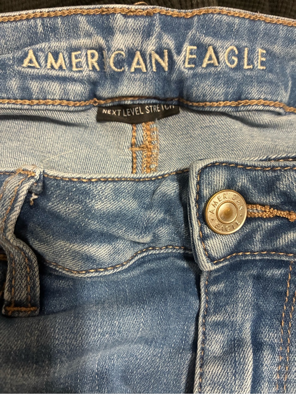 American Eagle Jeans Ripped Light Blue Stretch Denim Jeggings Size: 8 Shredded